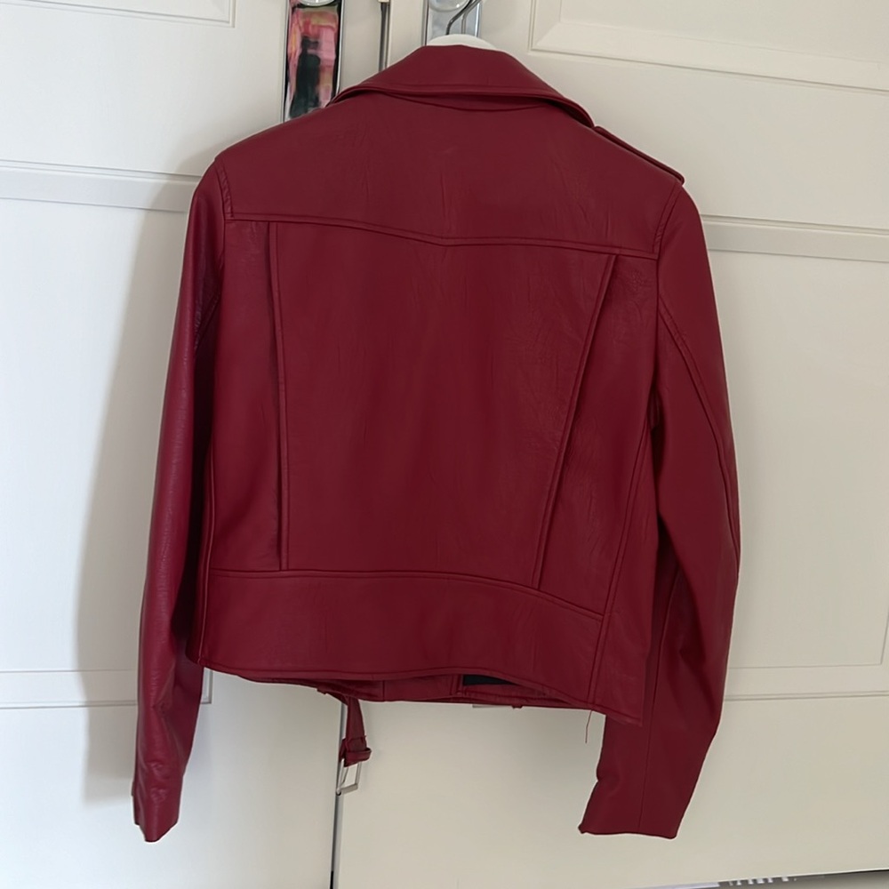 Red leather jacket - Picture 2 of 2